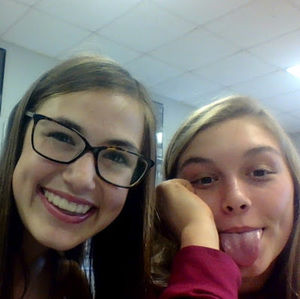 Meet your Posher, Abbey